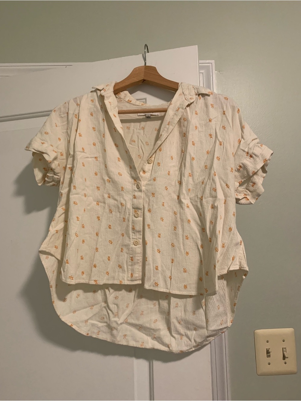 Madewell Cream Short-Sleeve Button-Front Top with Yellow Floral Print